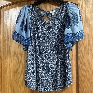 Lucky Brand floral top!